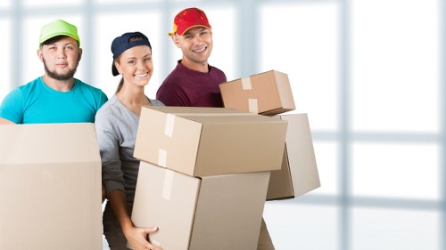 Preparation checklist and moving day organisation for an office relocation in West Kensington