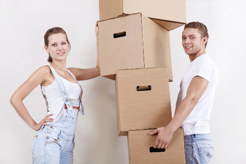 Local West Kensington removal service managing a smooth residential move